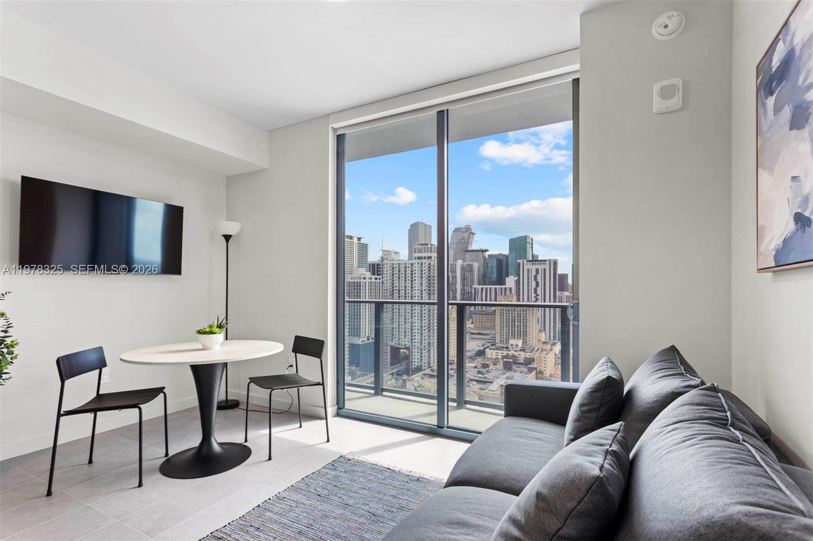 121 NE 5th Street 3004