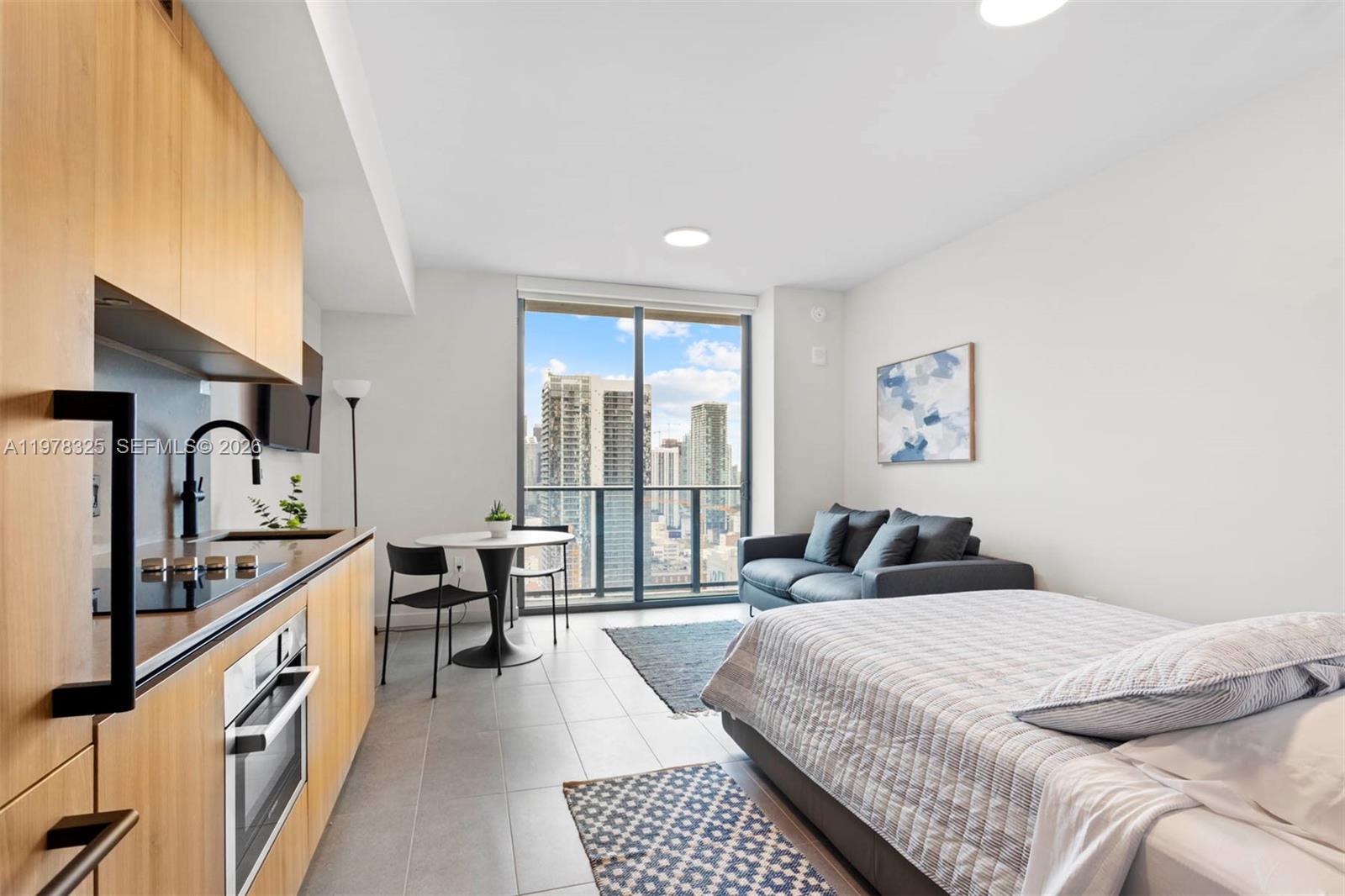 121 NE 5th Street 3004