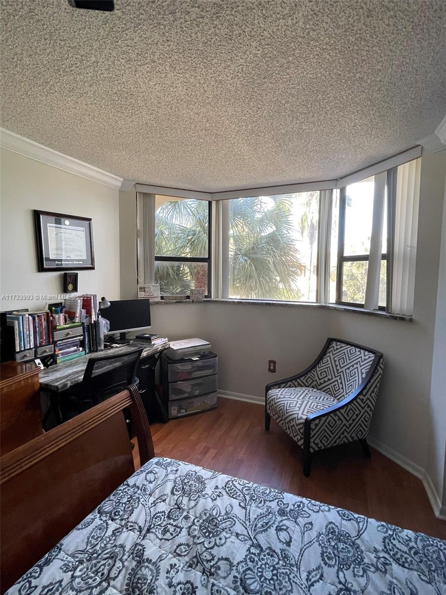 PLANTATION FOREST CONDO - Residential