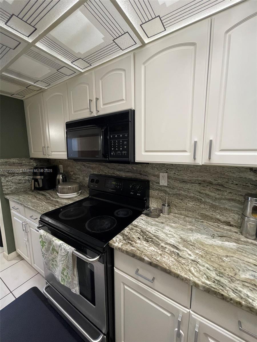 PLANTATION FOREST CONDO - Residential