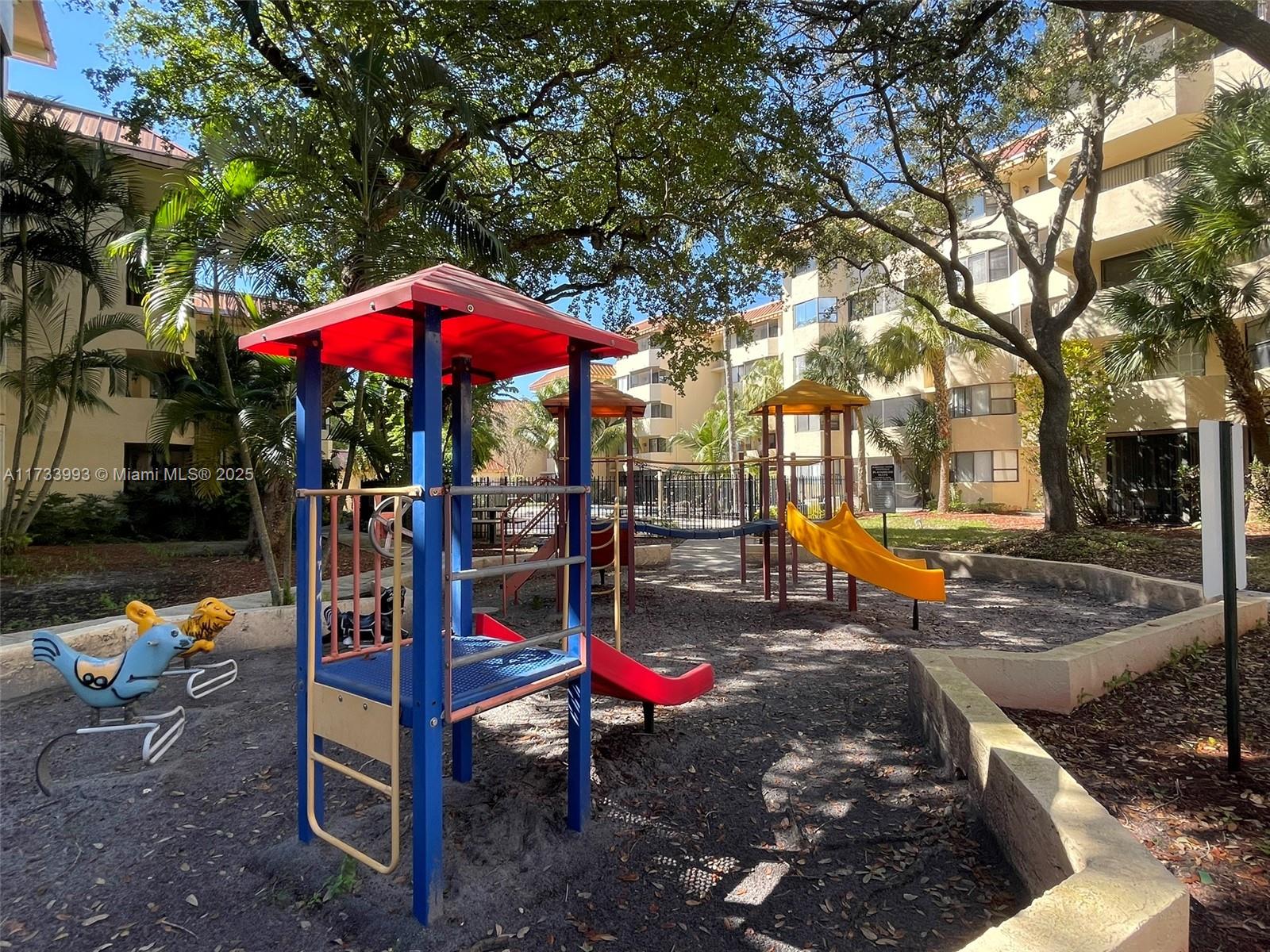 PLANTATION FOREST CONDO - Residential