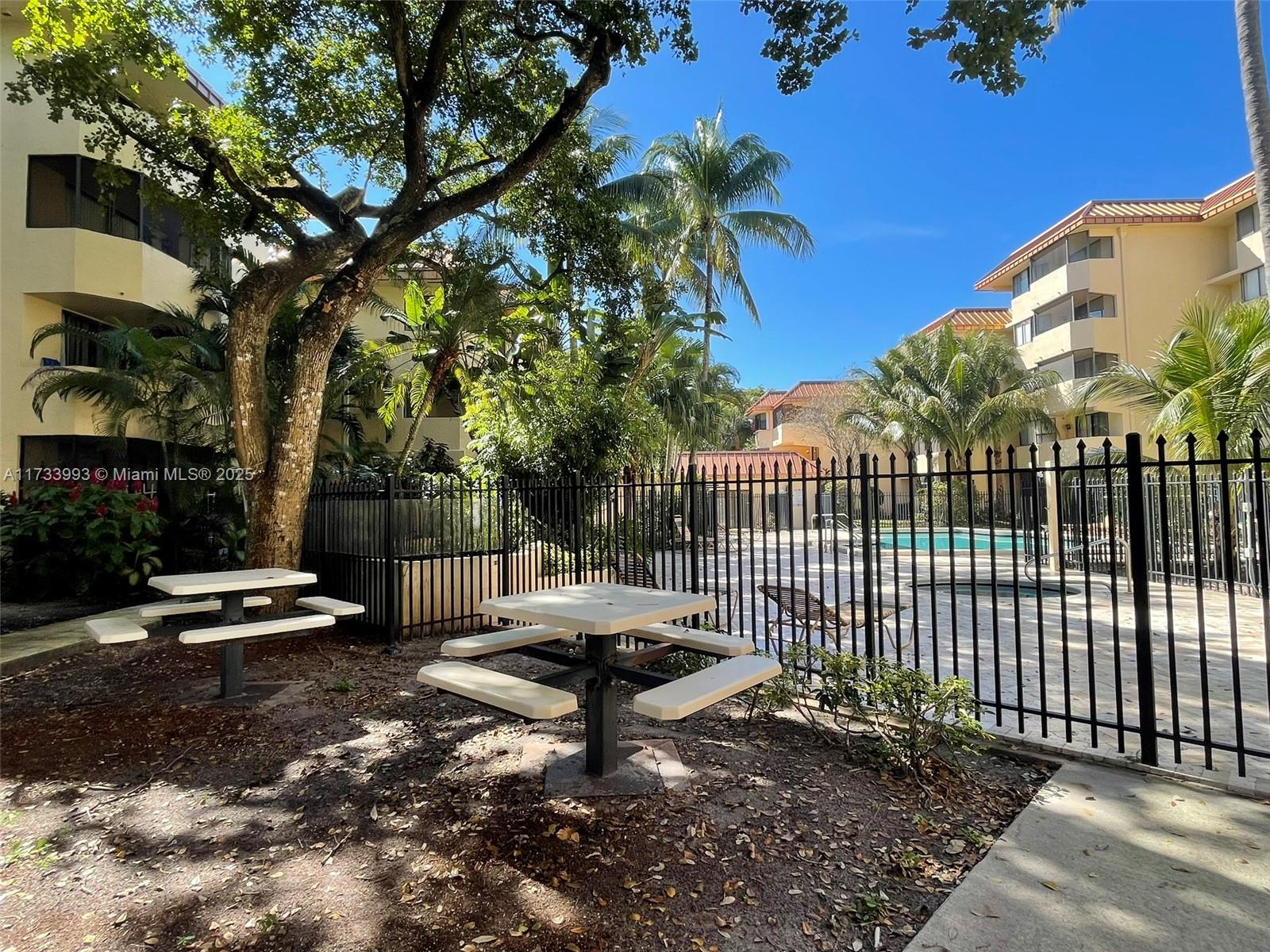 PLANTATION FOREST CONDO - Residential