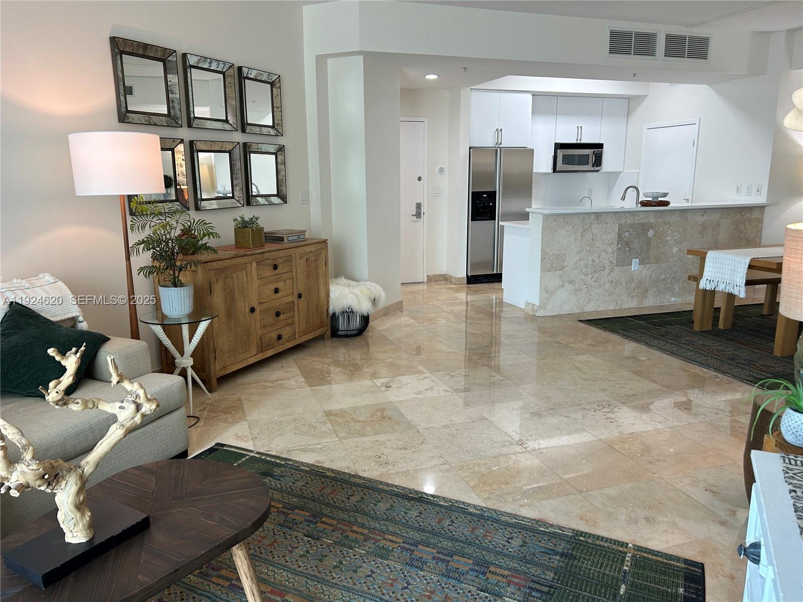 METROPOLIS I AT DADELAND - Residential