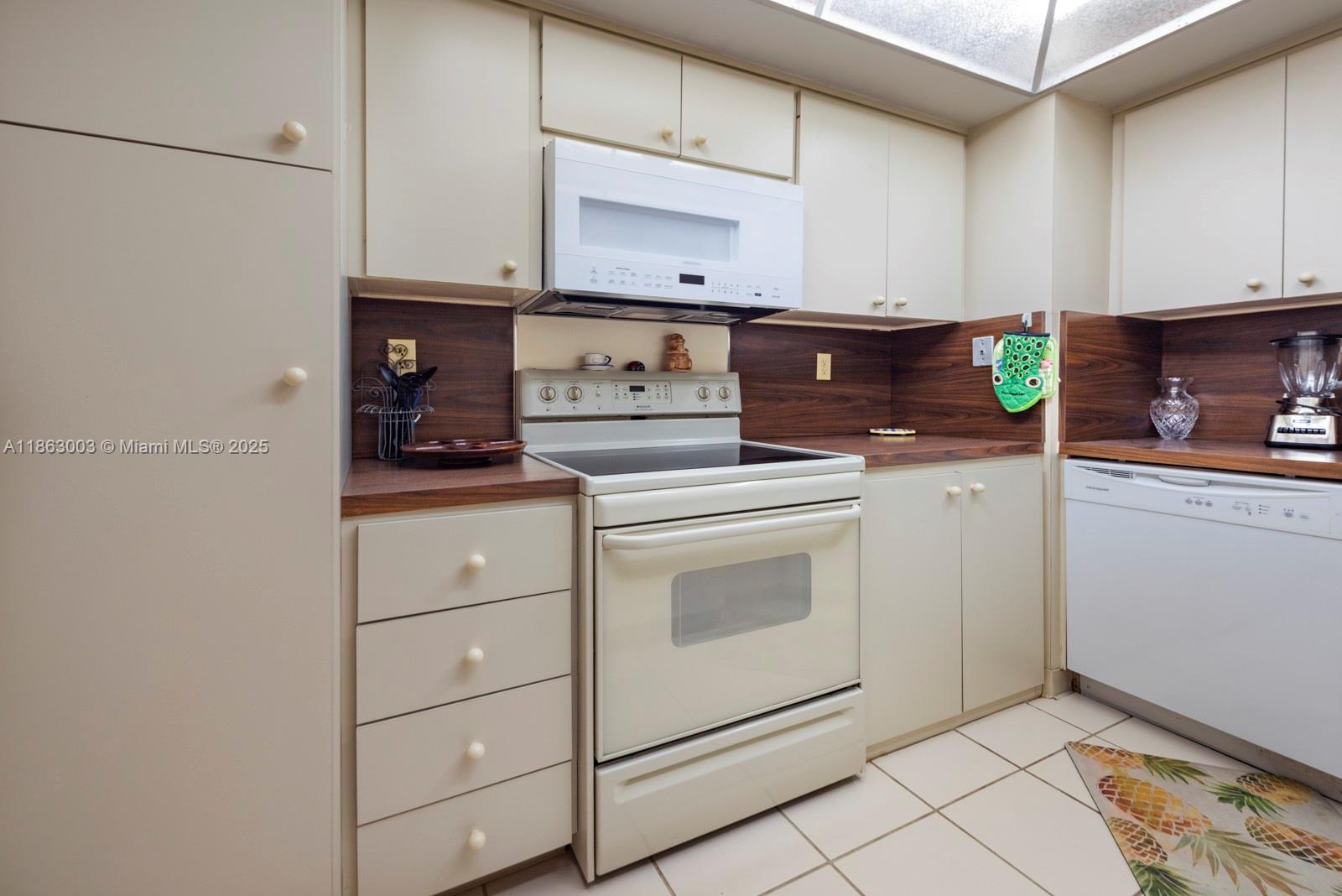 OCEAN SUMMIT CONDO - Residential