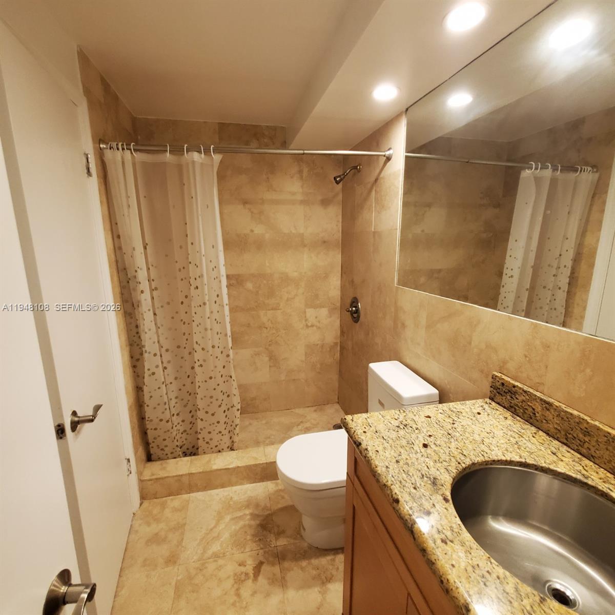 JAMES CENTRAL TOWERS COND - Residential