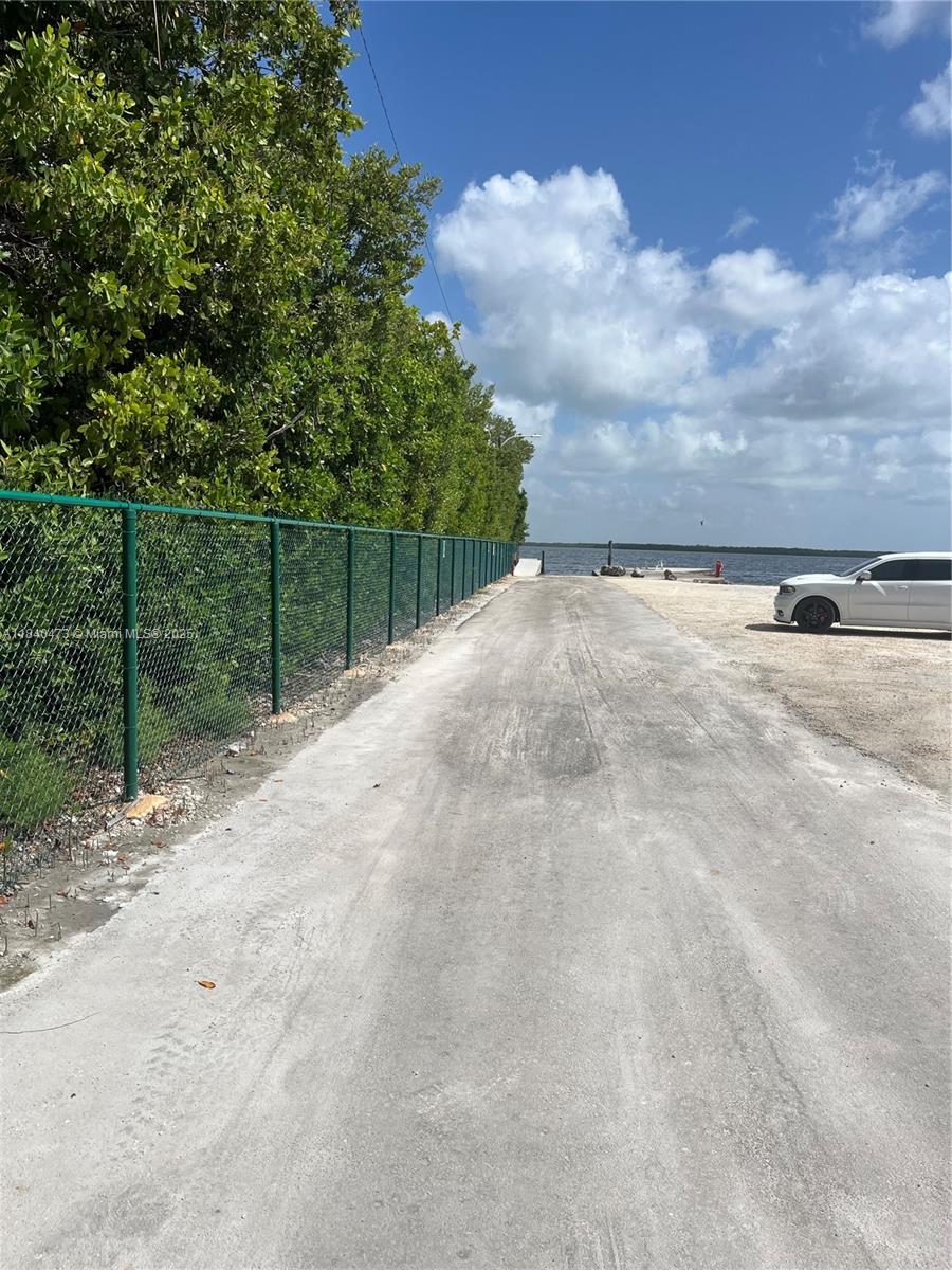 KEY LARGO TRAILER VILLAGE - Residential