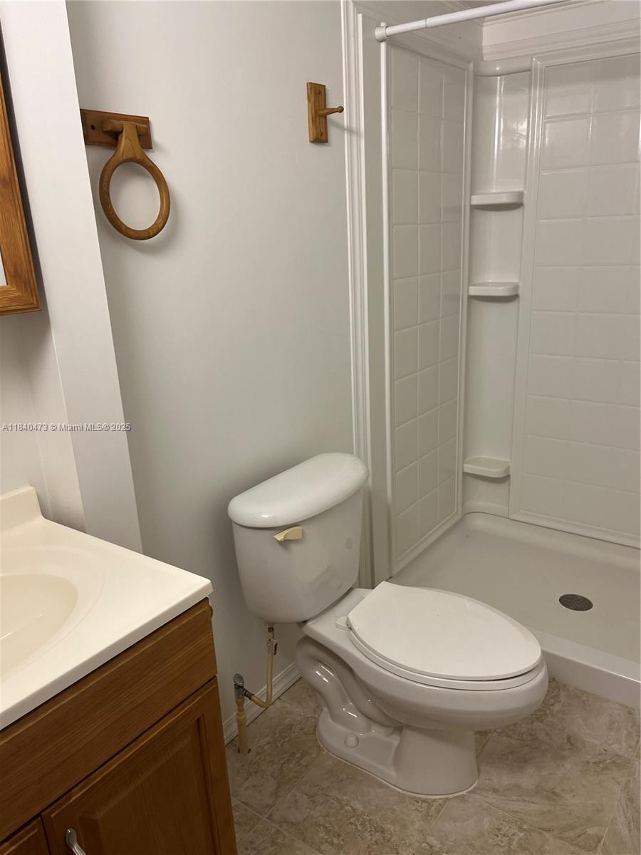 KEY LARGO TRAILER VILLAGE - Residential