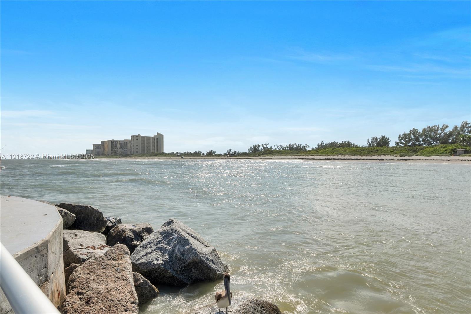 OCEAN TRAIL CONDO I - Residential Lease