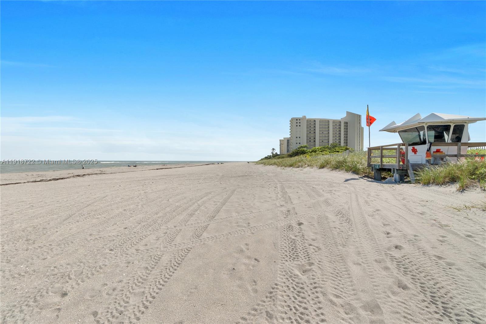 OCEAN TRAIL CONDO I - Residential Lease