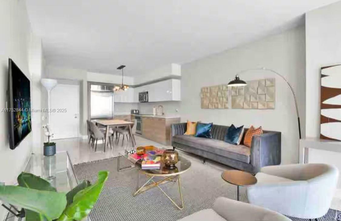 1300 Brickell Bay Dr 2307