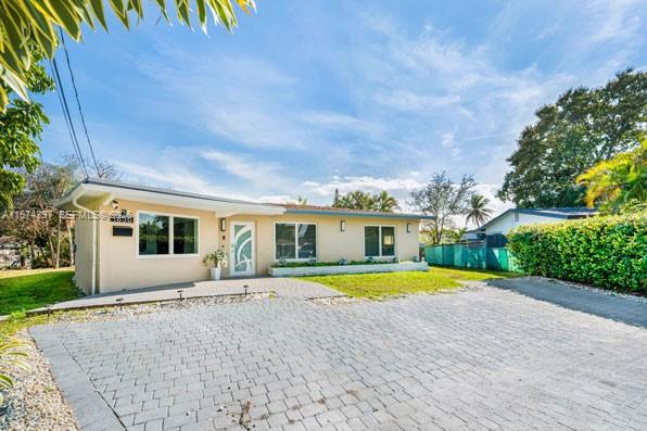 ROYAL PALM ACRES FIRST SE - Residential