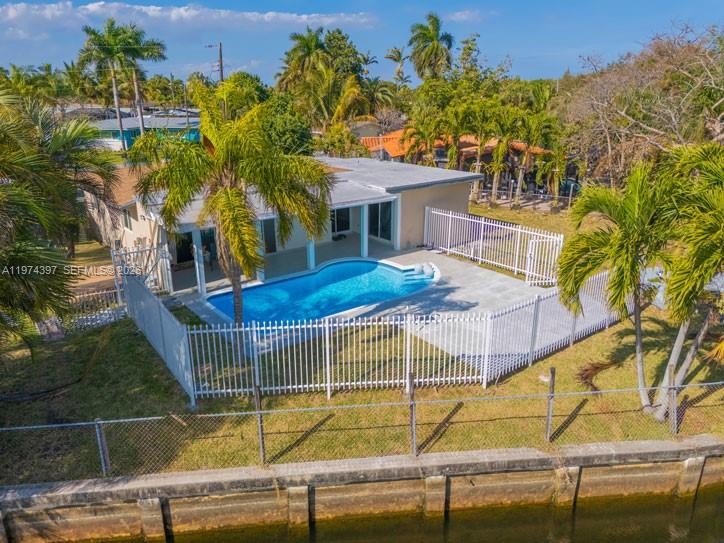 ROYAL PALM ACRES FIRST SE - Residential