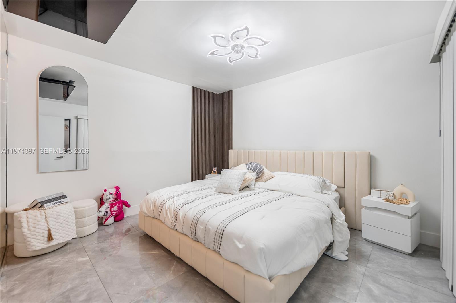 ROYAL PALM ACRES FIRST SE - Residential