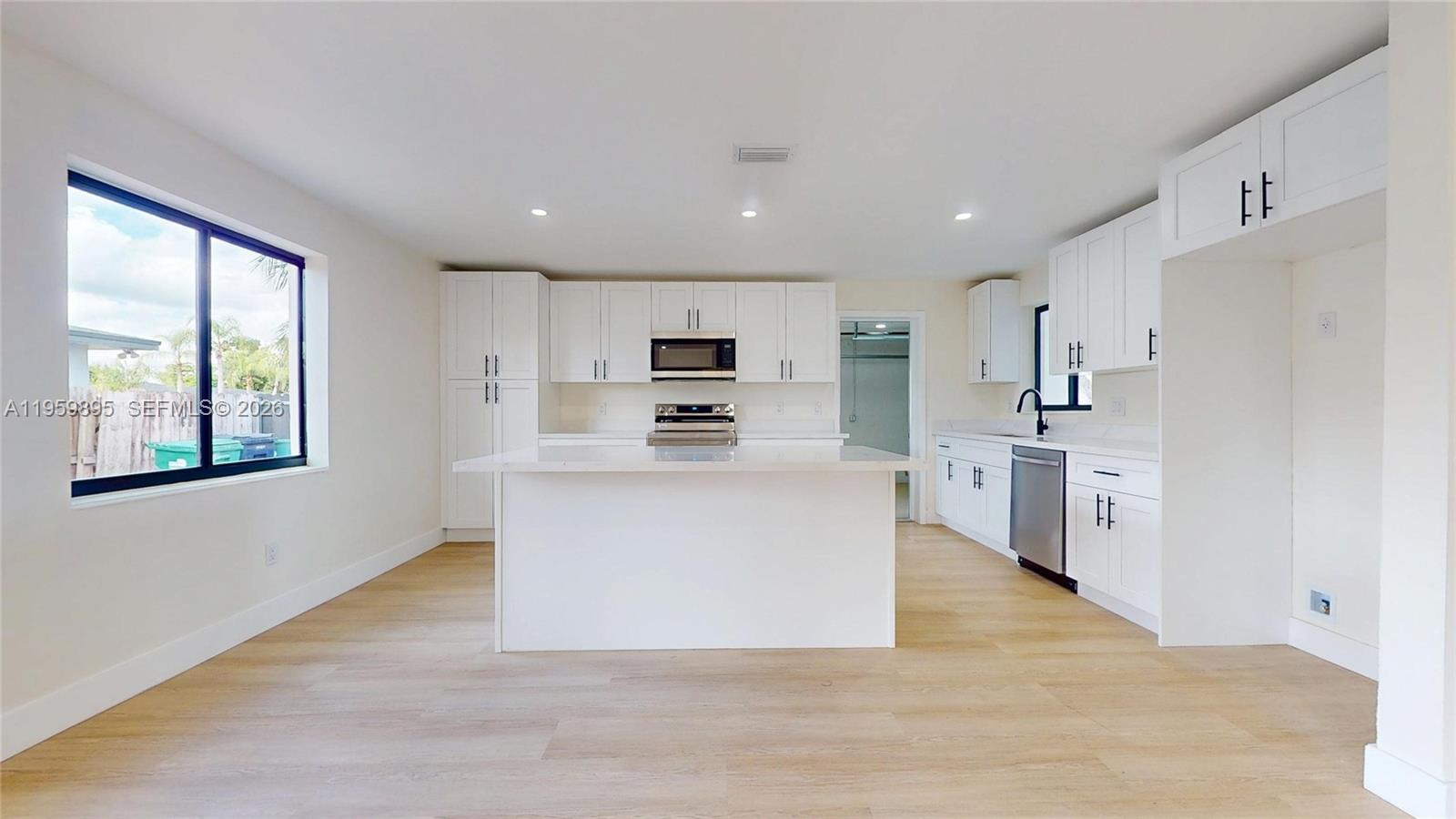 PALMETTO COUNTRY CLUB EST - Residential