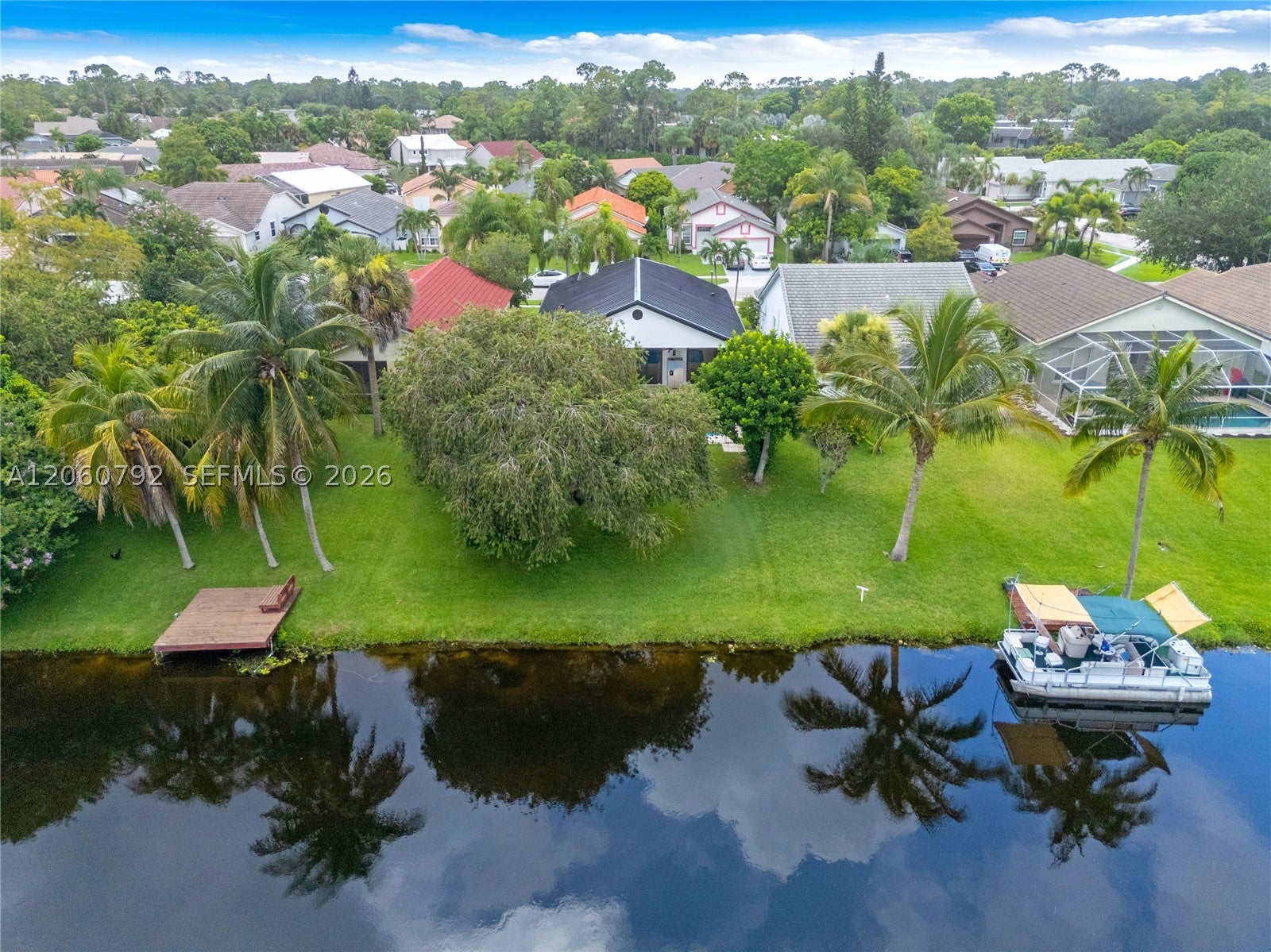 758 Lake Wellington Dr