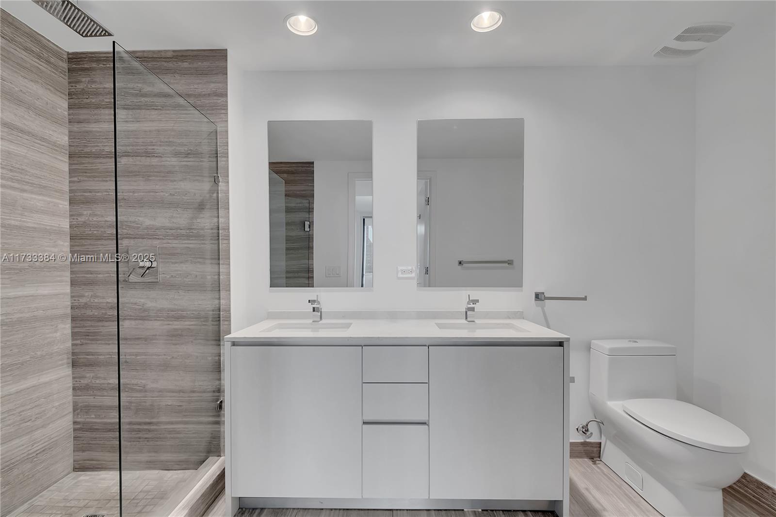 1010 BRICKELL CONDO - Residential