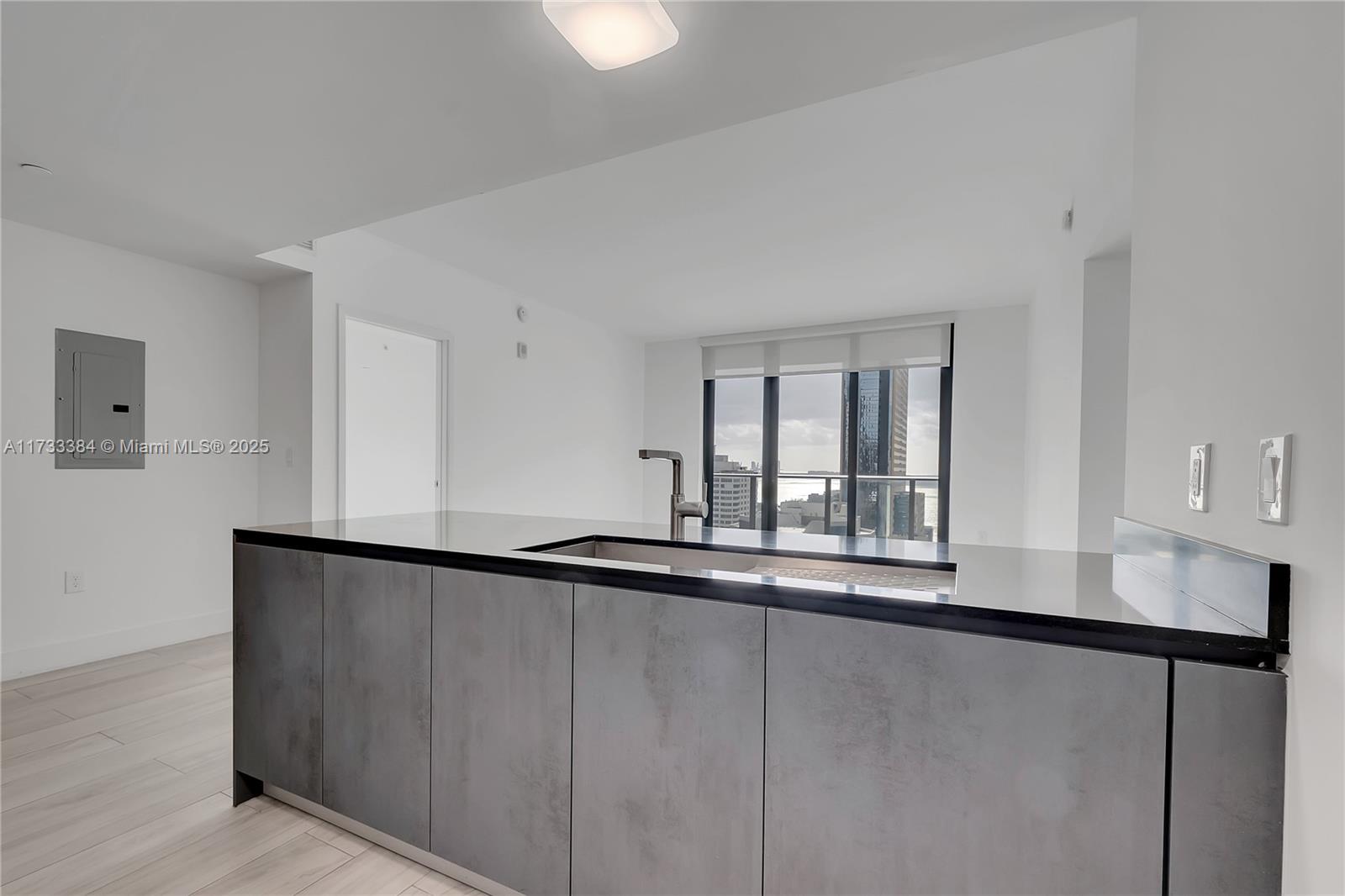 1010 BRICKELL CONDO - Residential