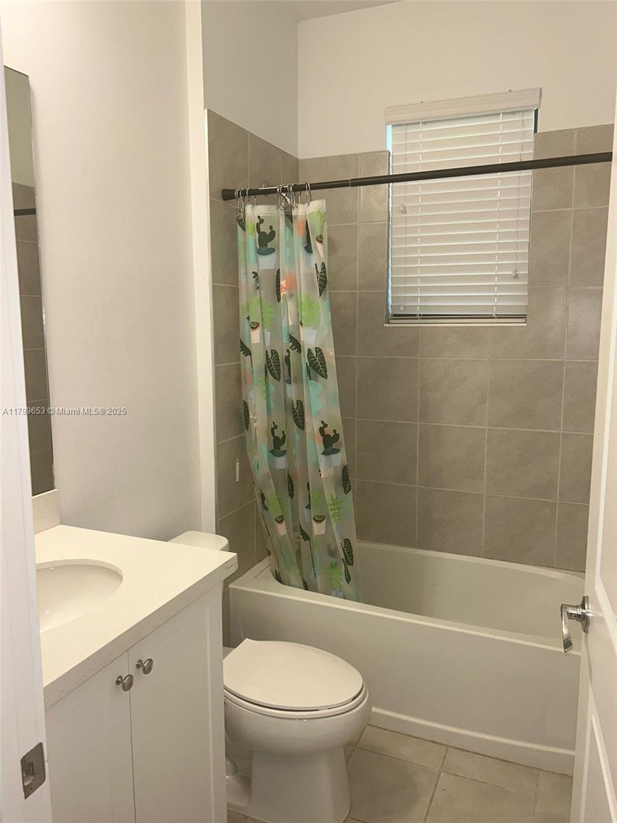 5541 Agostino Way 5541, Ave Maria, Collier County, Florida - 3 Bedrooms  
2 Bathrooms - 