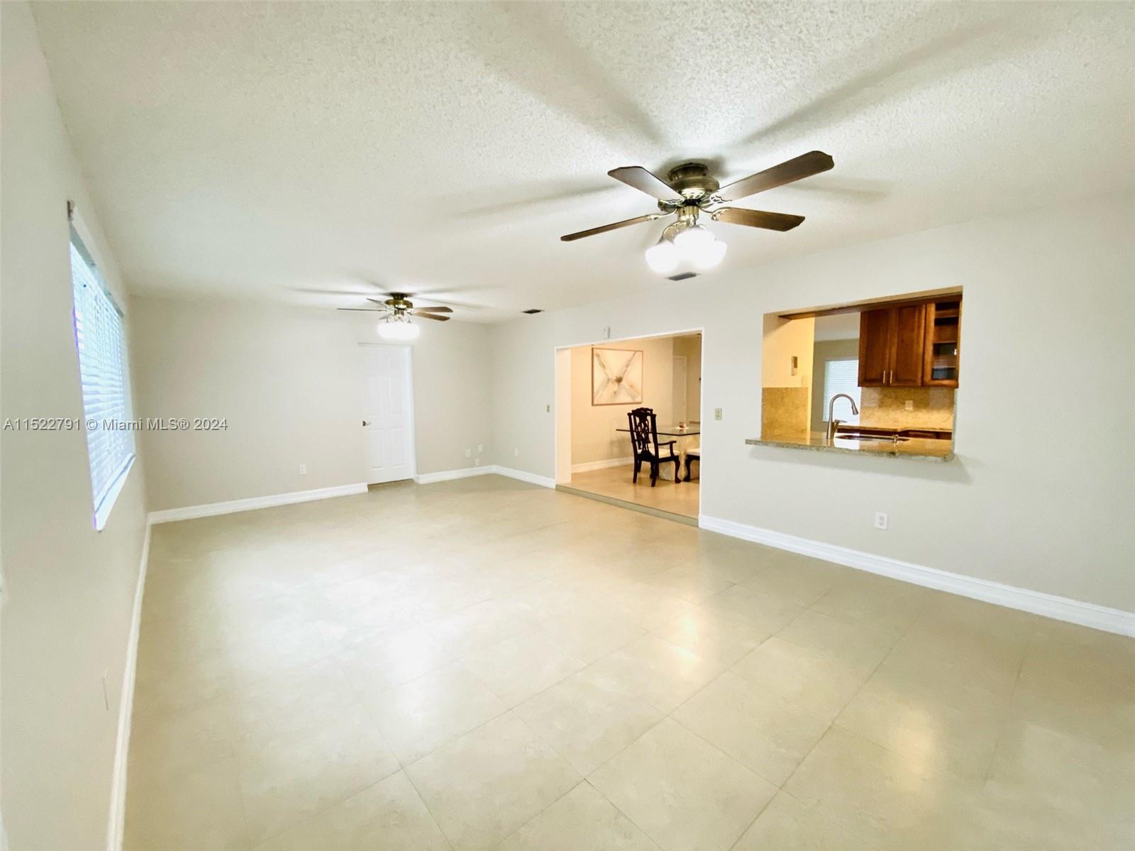 PALM SPRINGS ESTS 6TH ADD - Residential Lease