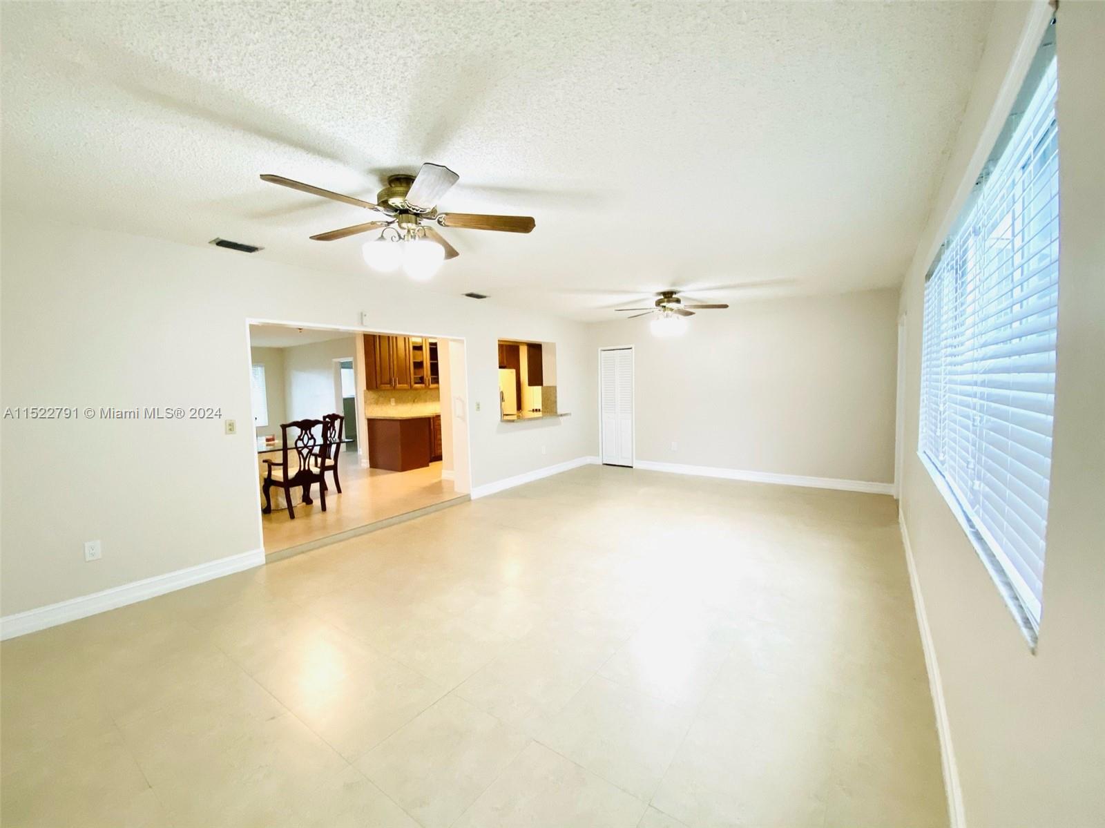 PALM SPRINGS ESTS 6TH ADD - Residential Lease