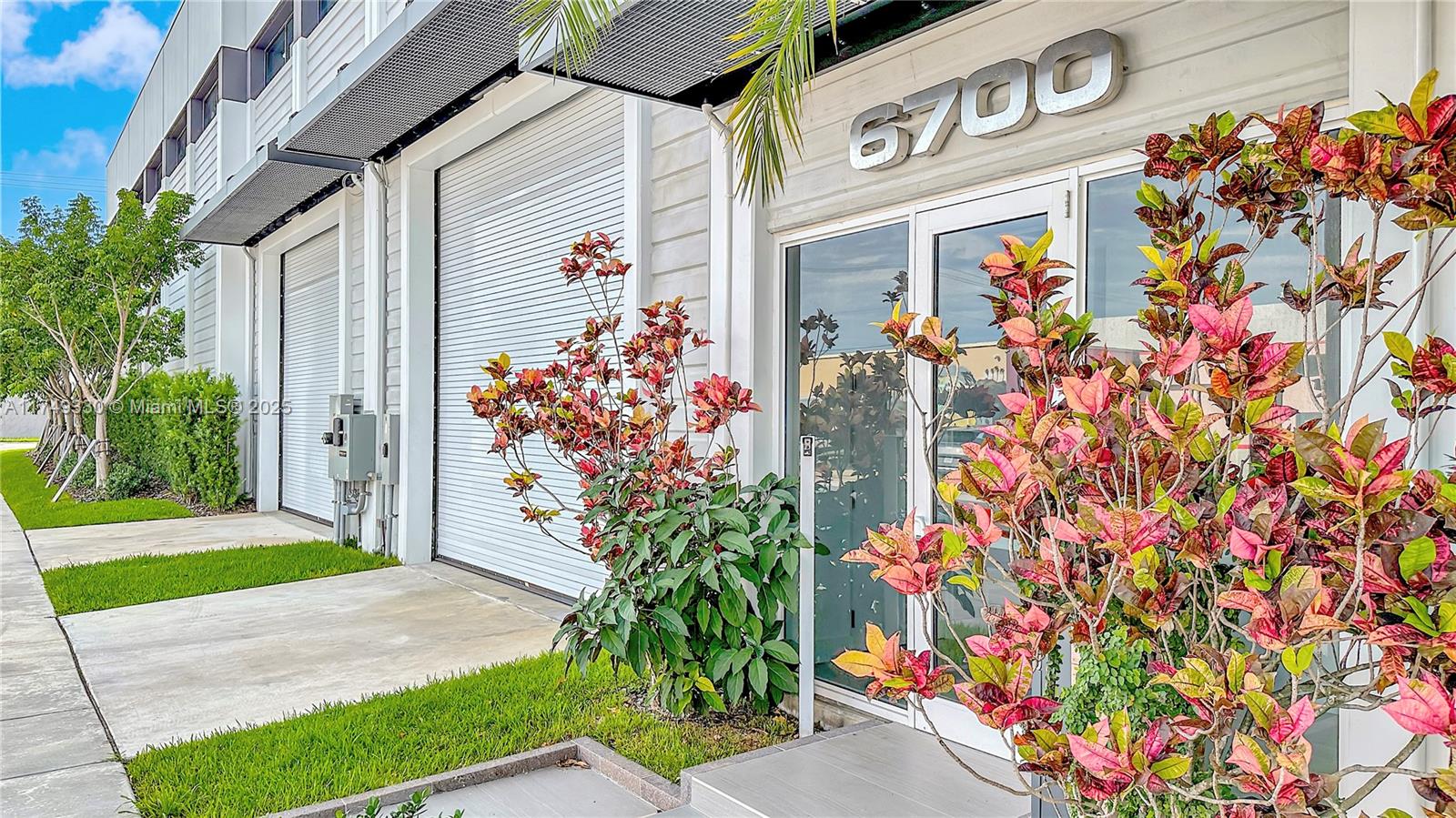 6700 NE 2nd Ct 4