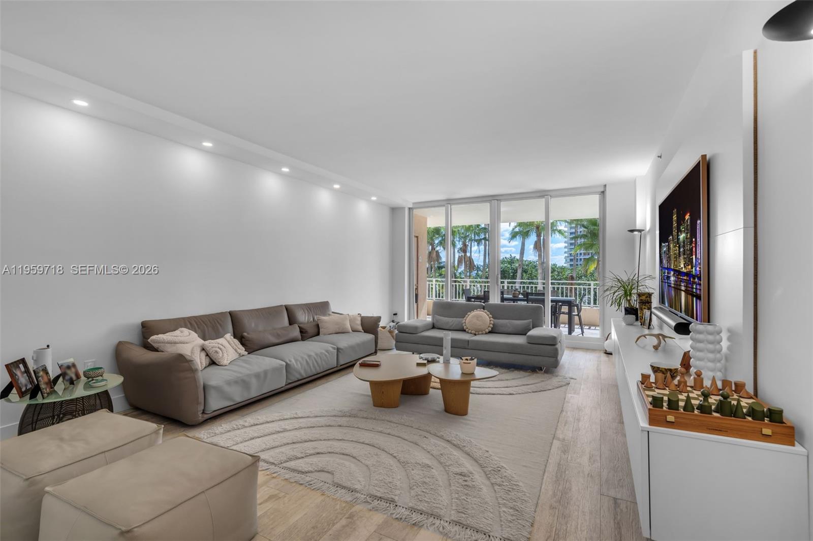 791 Crandon Blvd 501