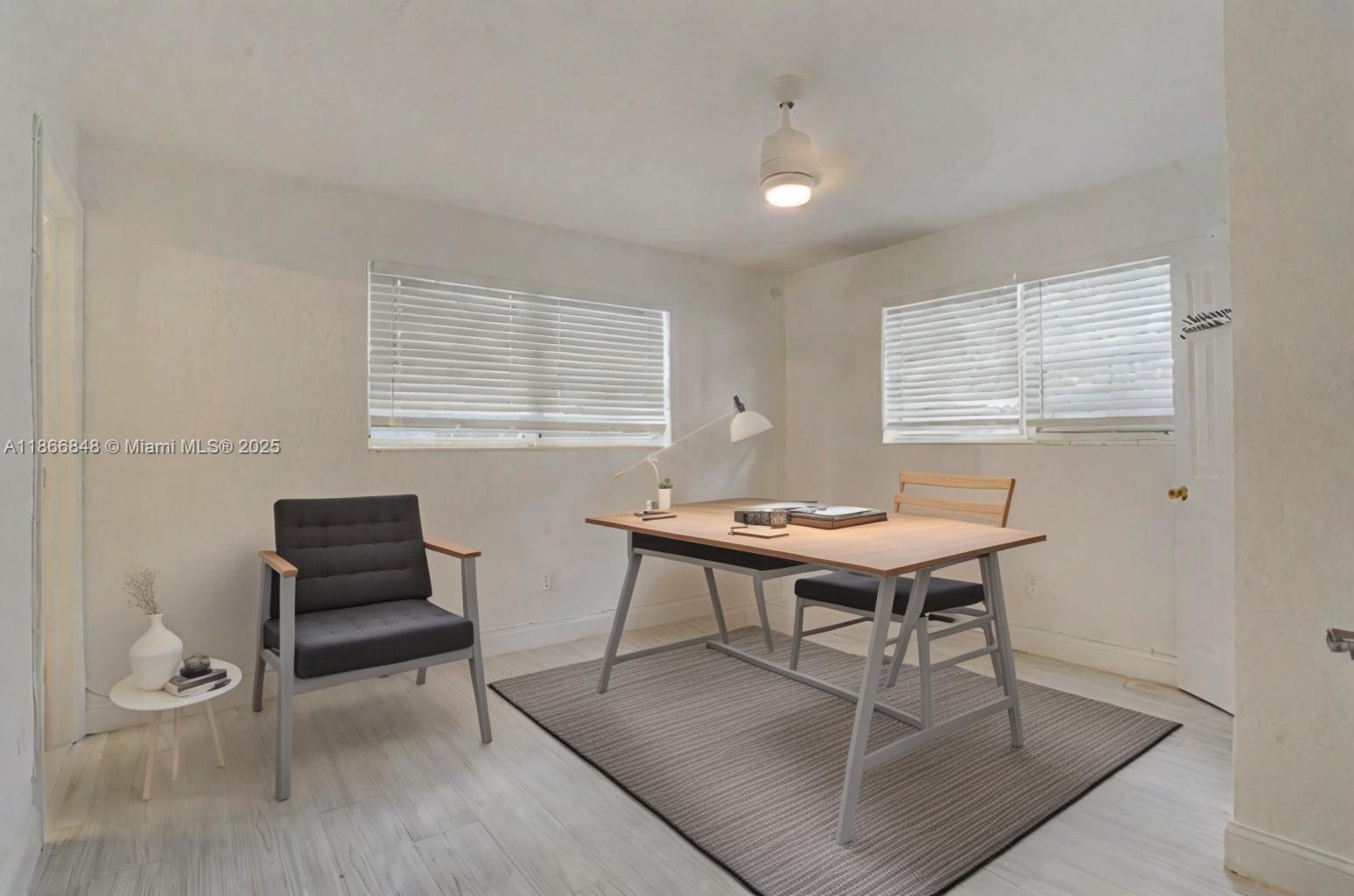 HERITAGE HOMES FIRST ADD - Residential Lease