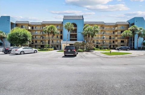 Photo of 2786 Tennis Club Dr #302, West Palm Beach, FL 33417 (MLS # A12021894)