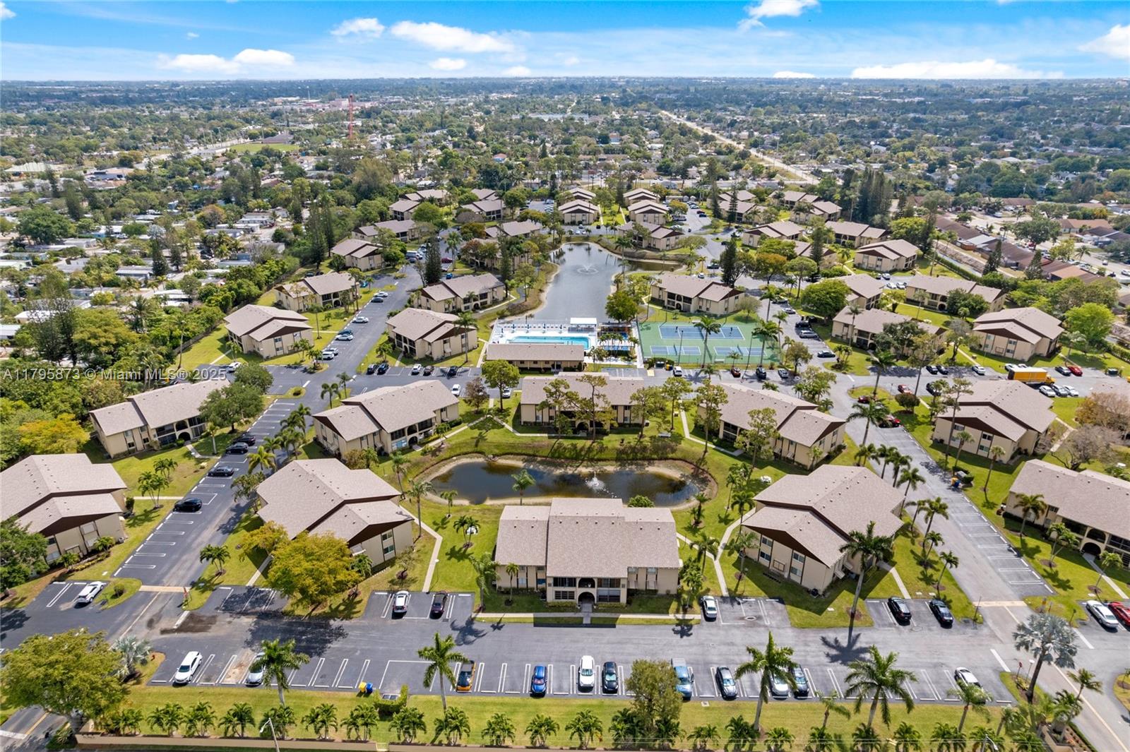 PINE RIDGE III CONDO - Residential