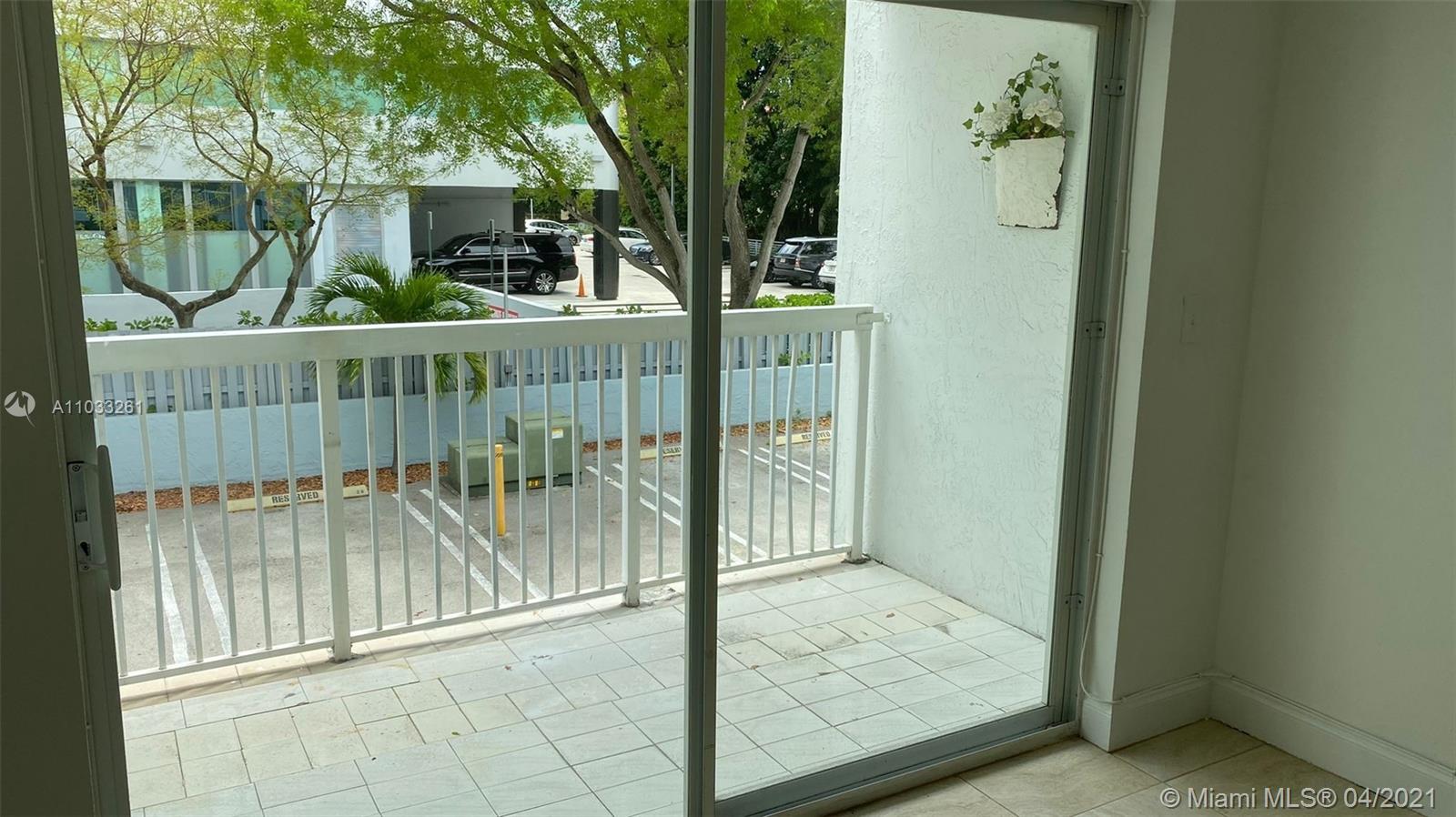 GROVES EDGE CONDO - Residential Lease