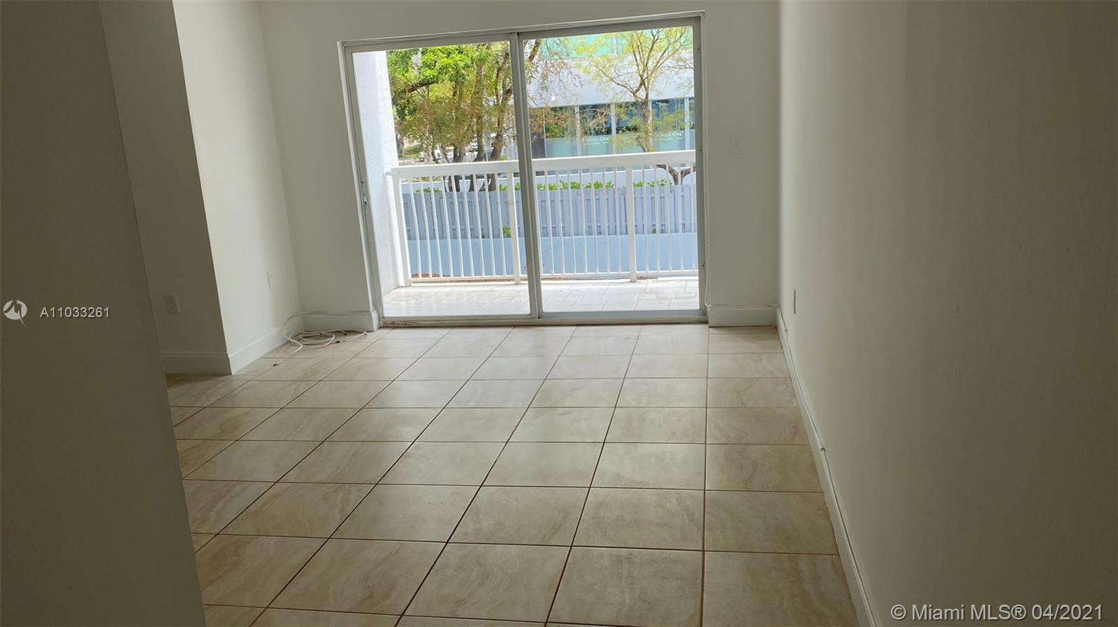 GROVES EDGE CONDO - Residential Lease