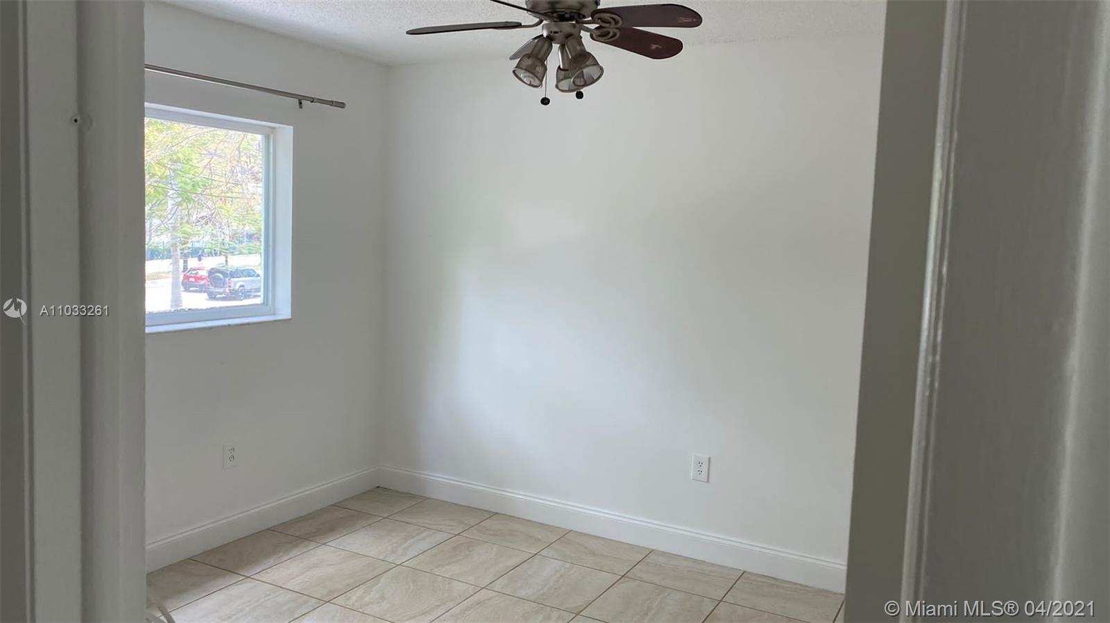 GROVES EDGE CONDO - Residential Lease