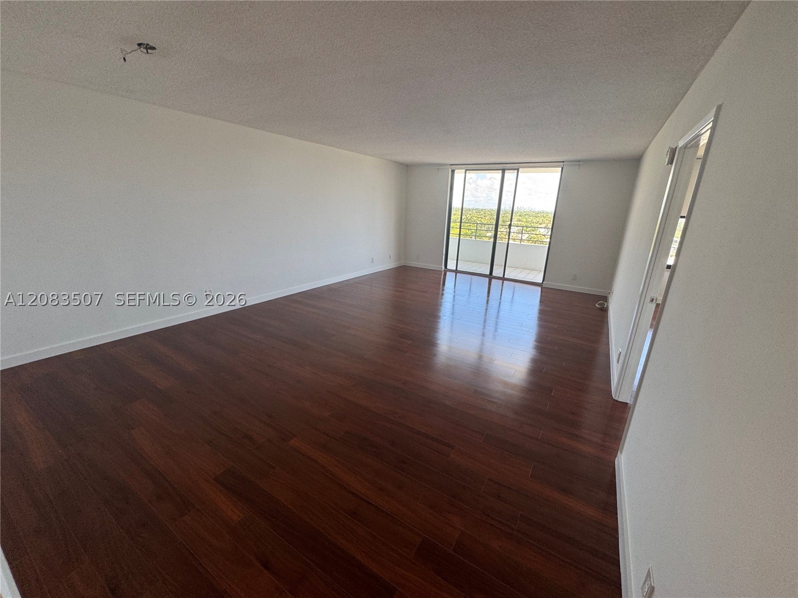 2500 Parkview Dr 1109, Hallandale Beach FL 33009