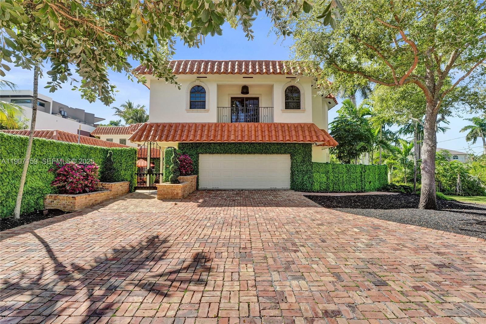 LAUDERDALE BEACH EXT - Residential Lease