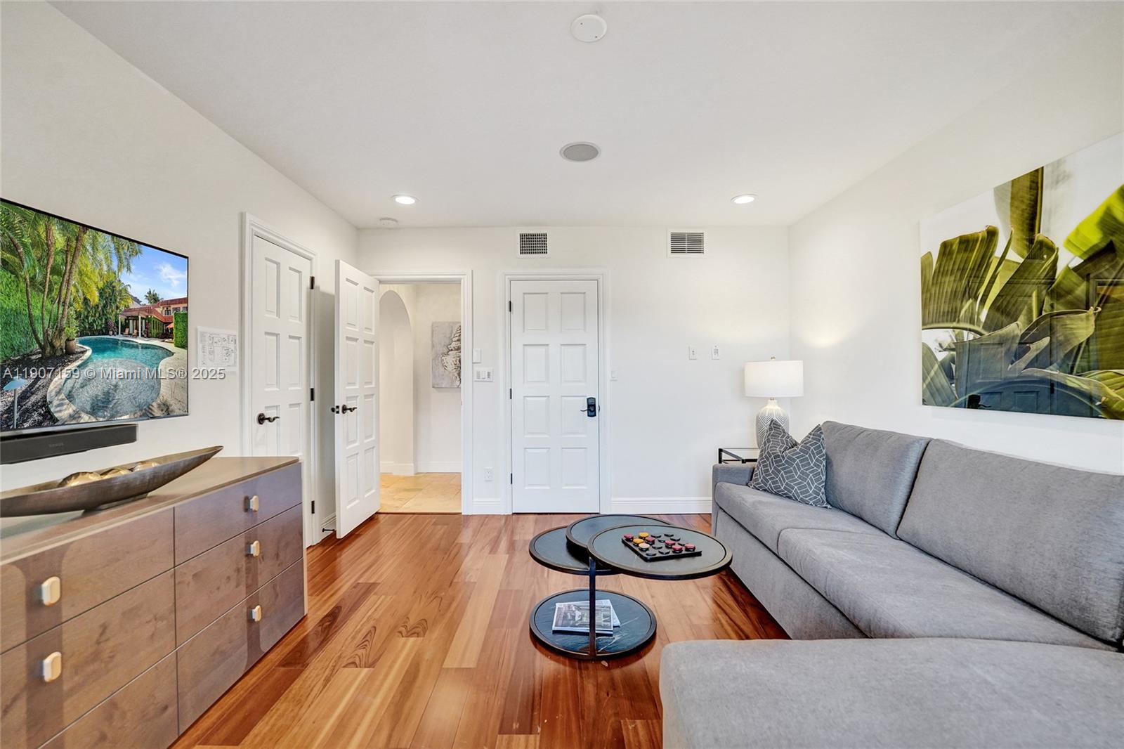 LAUDERDALE BEACH EXT - Residential Lease