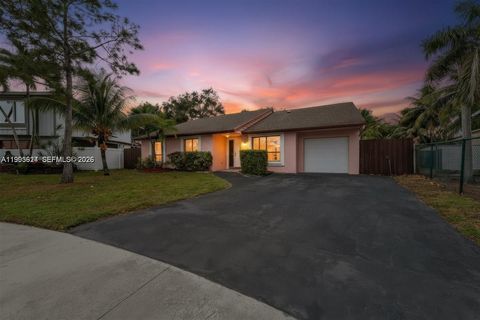 Photo of 3930 NW 79th Way, Davie, FL 33024 (MLS # A11993624)