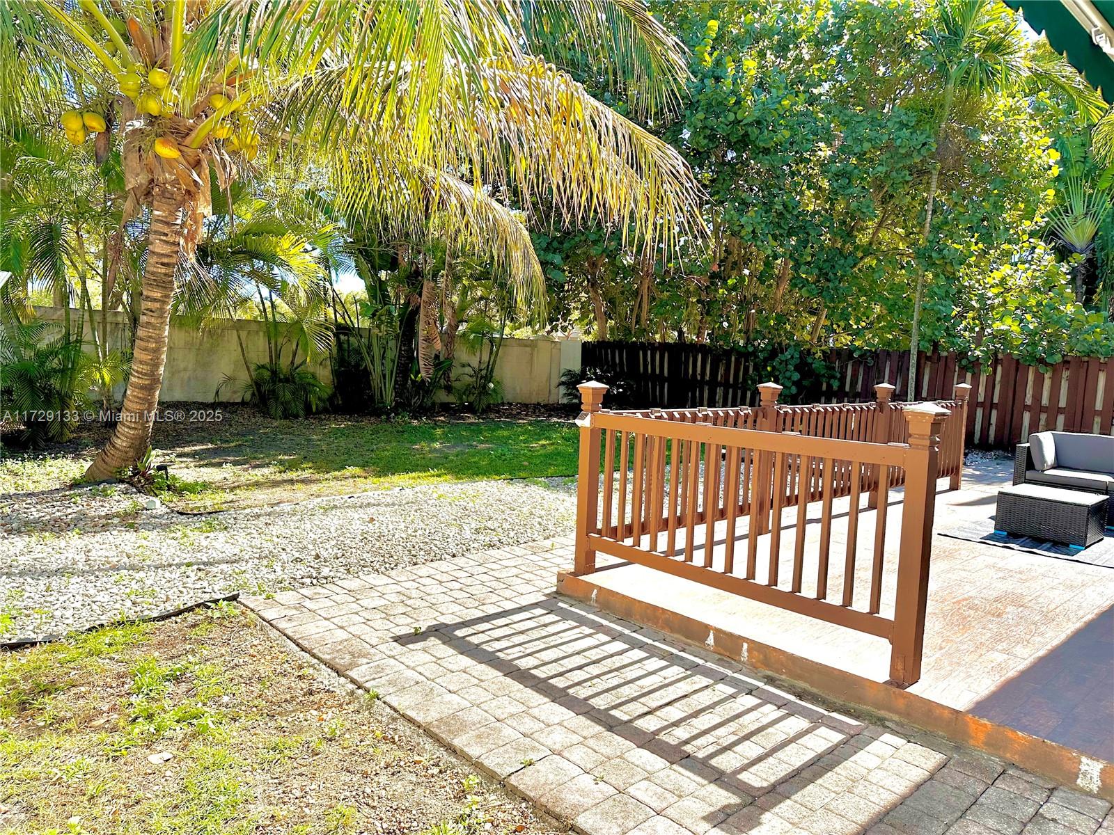 DORAL ISLES ANTILLES 1ST - Residential