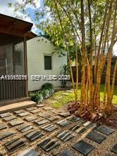 HOLLEMAN PARK - Residential Lease