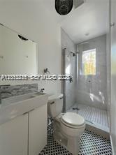 HOLLEMAN PARK - Residential Lease