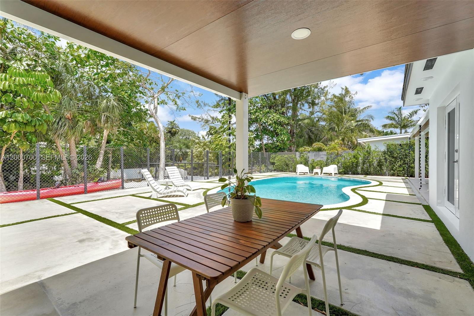 MERION PARK MANOR 2ND ADD - Residential