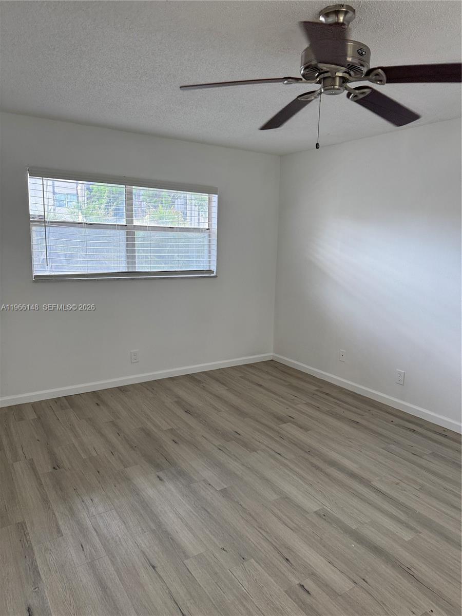 Falls of Inverrrary - Residential