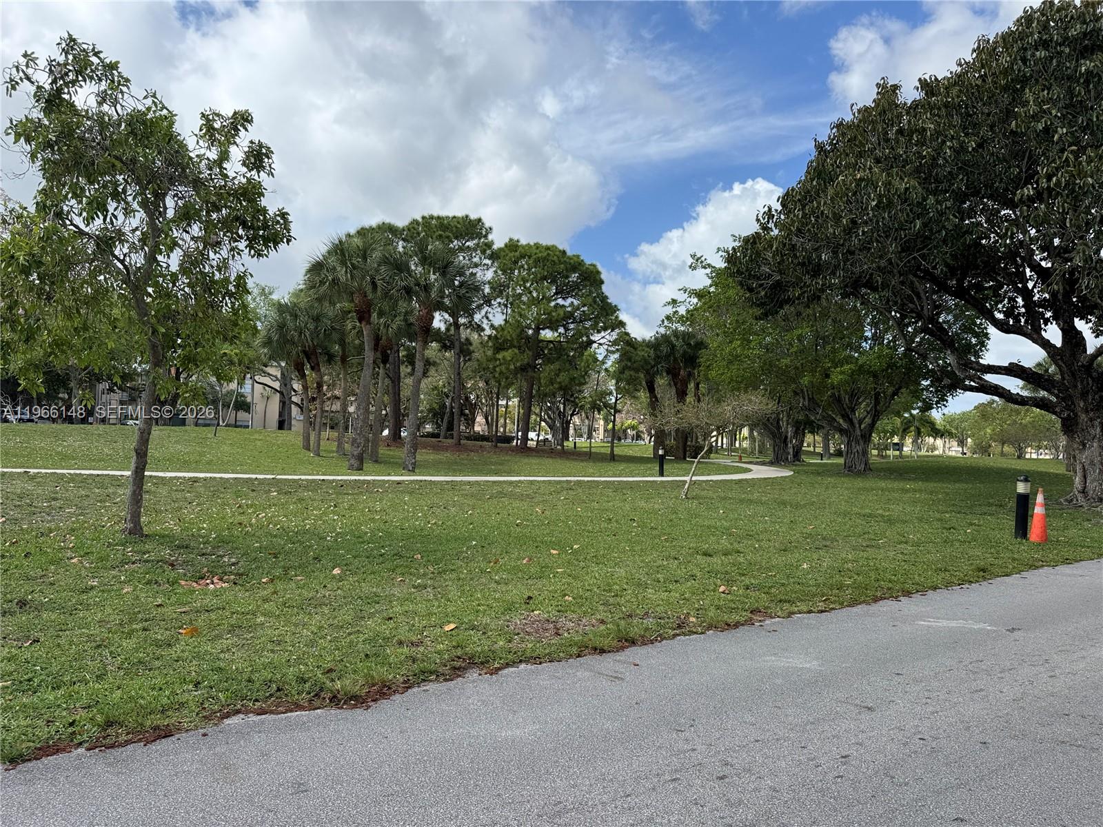 Falls of Inverrrary - Residential