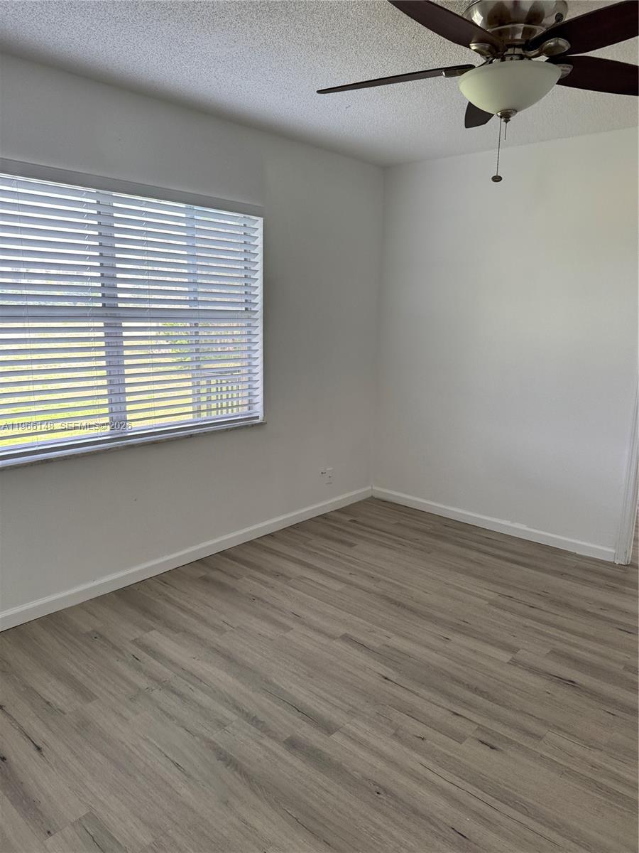 Falls of Inverrrary - Residential