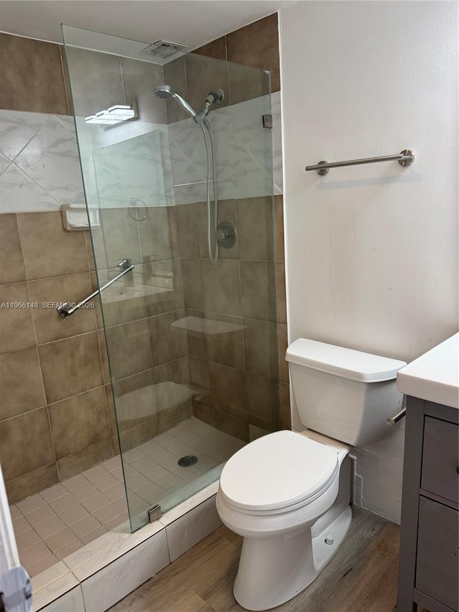 Falls of Inverrrary - Residential