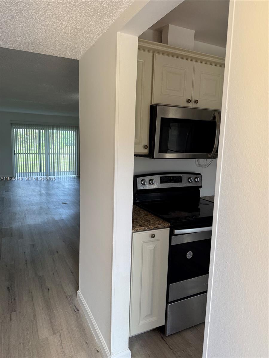 Falls of Inverrrary - Residential