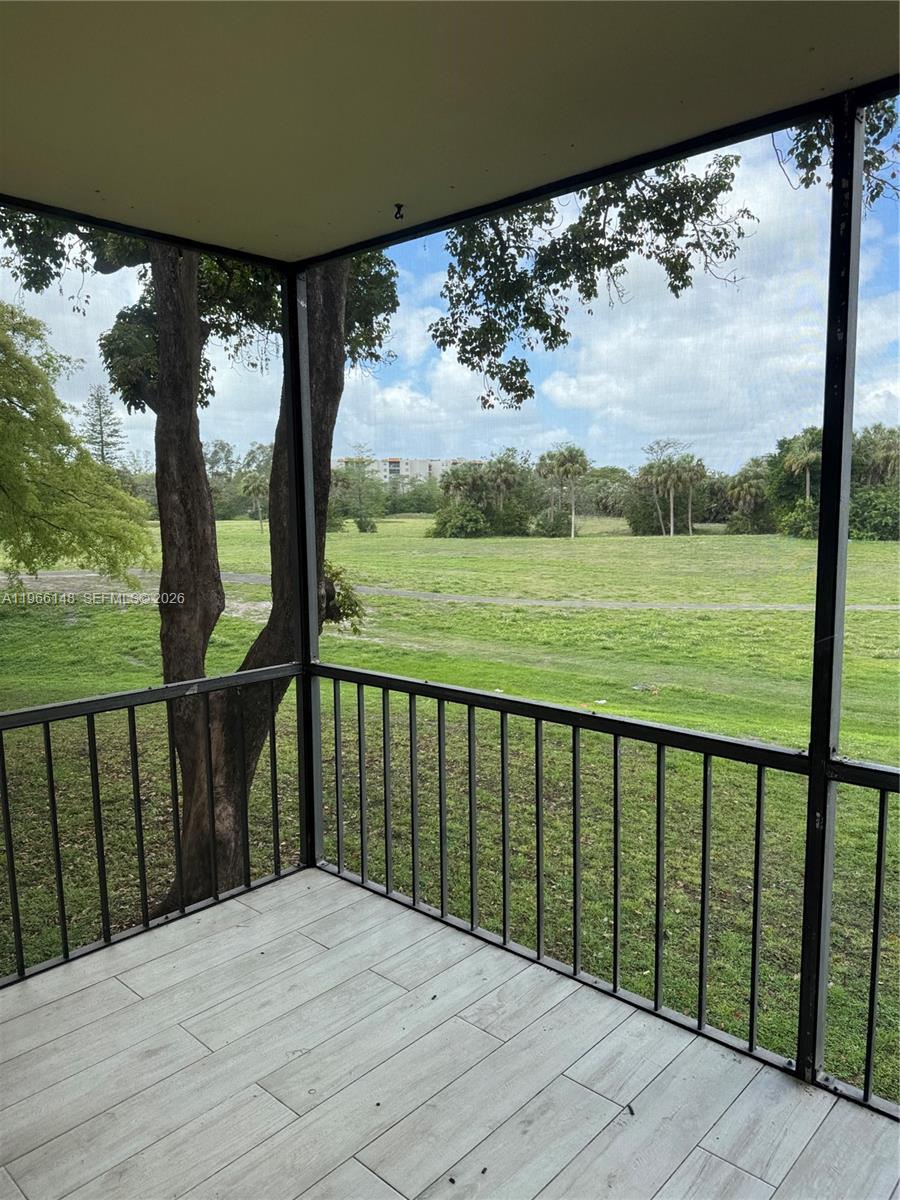 Falls of Inverrrary - Residential