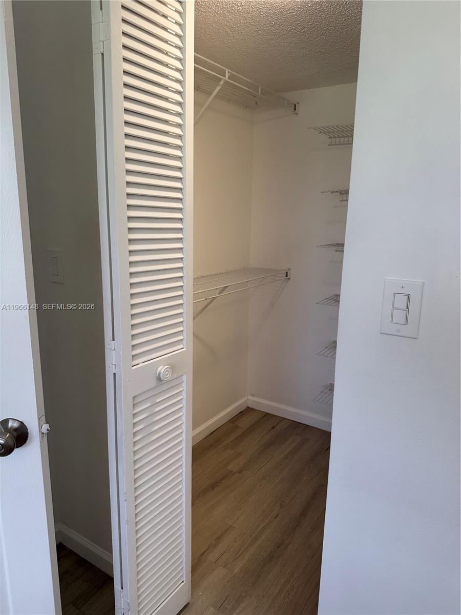 Falls of Inverrrary - Residential