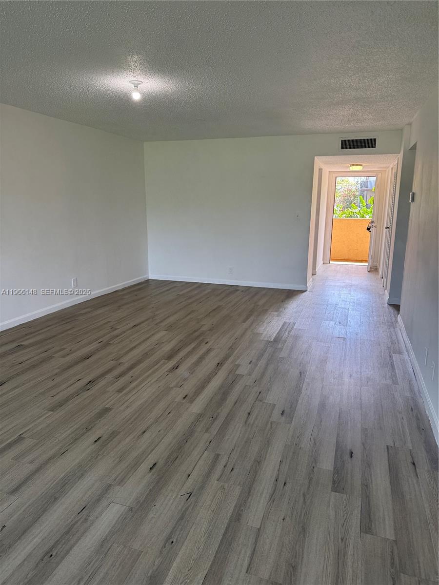 Falls of Inverrrary - Residential