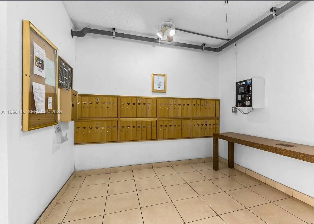 Falls of Inverrrary - Residential