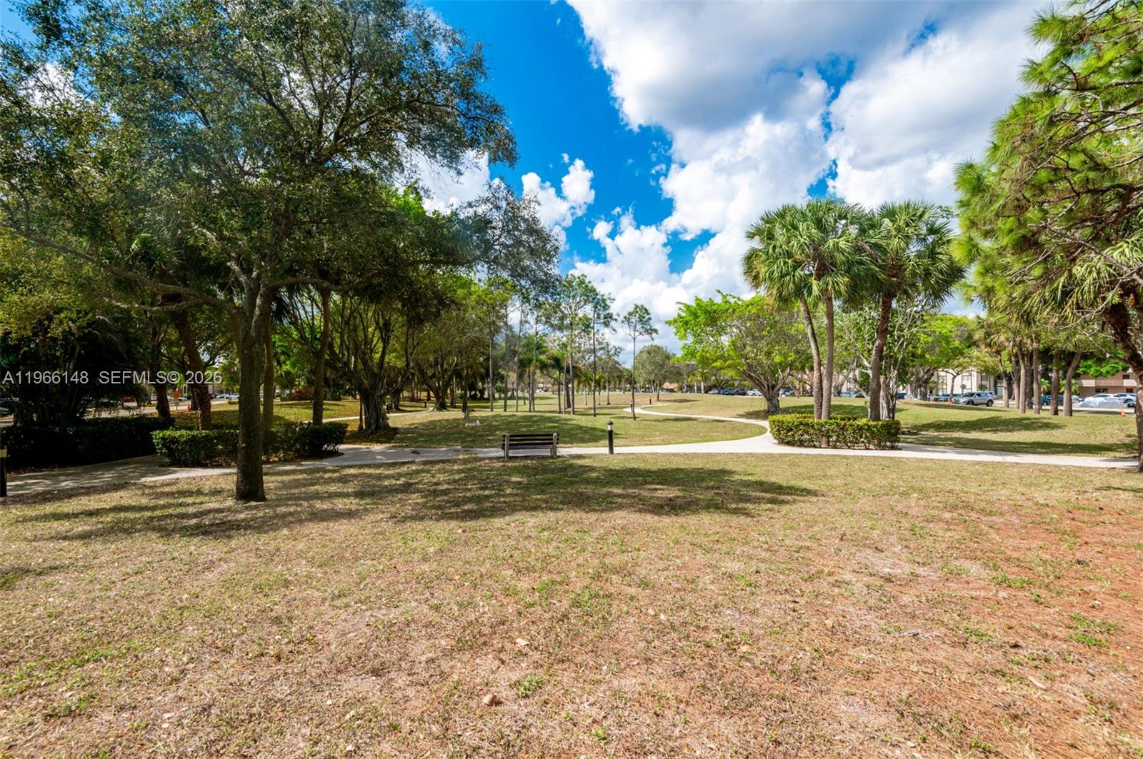 Falls of Inverrrary - Residential